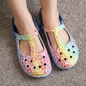 Multicolored Mary Jane Outdoor Clogs Checkered Dog Paws Women Size 9 Shoe NWT